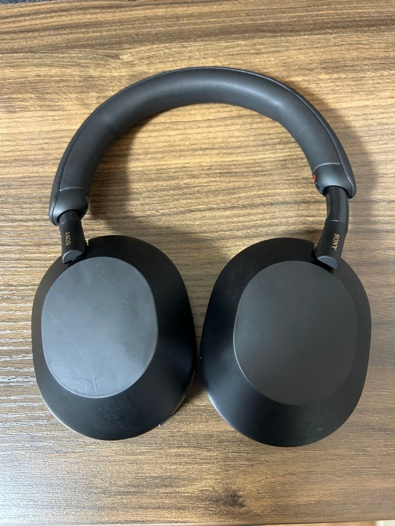 Sony WH-1000XM5ワイヤレスヘッドホン ブラック　ソニー