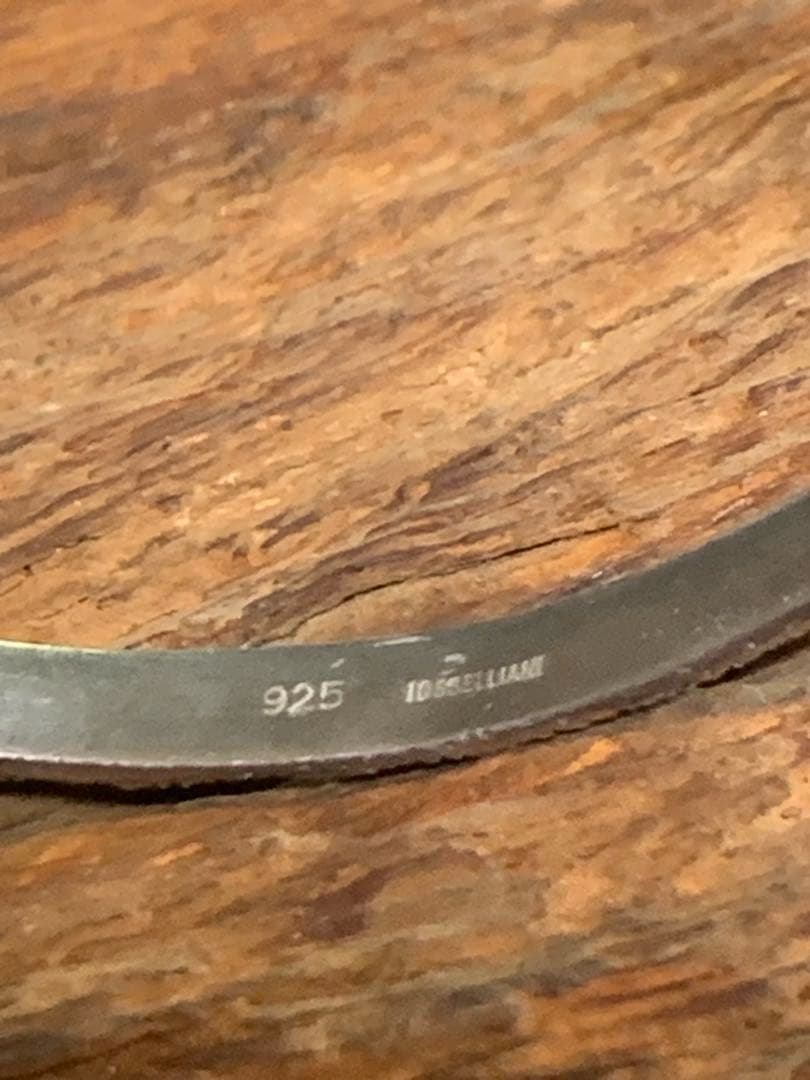 IOSSELLIANI（イオッセリアーニ） シルバー＆ゴールド バングルセット