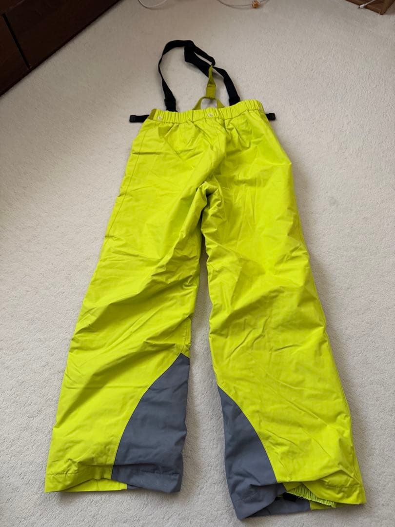 美品 mont-bell モンベル 150 キッズパウダーステップ　上下セット