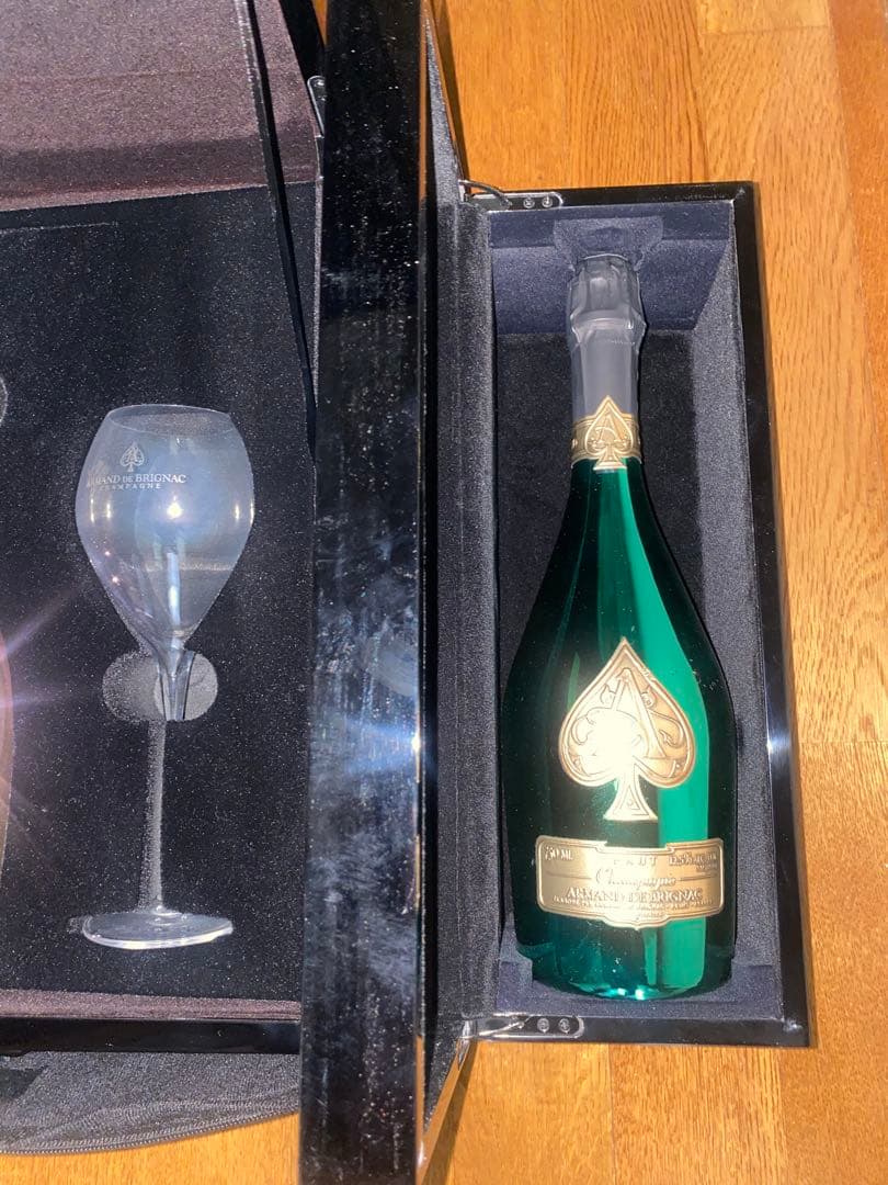 アルマンドブリニャック ドゥ フルート ロゼ・ブリニャックブリュット グリーン