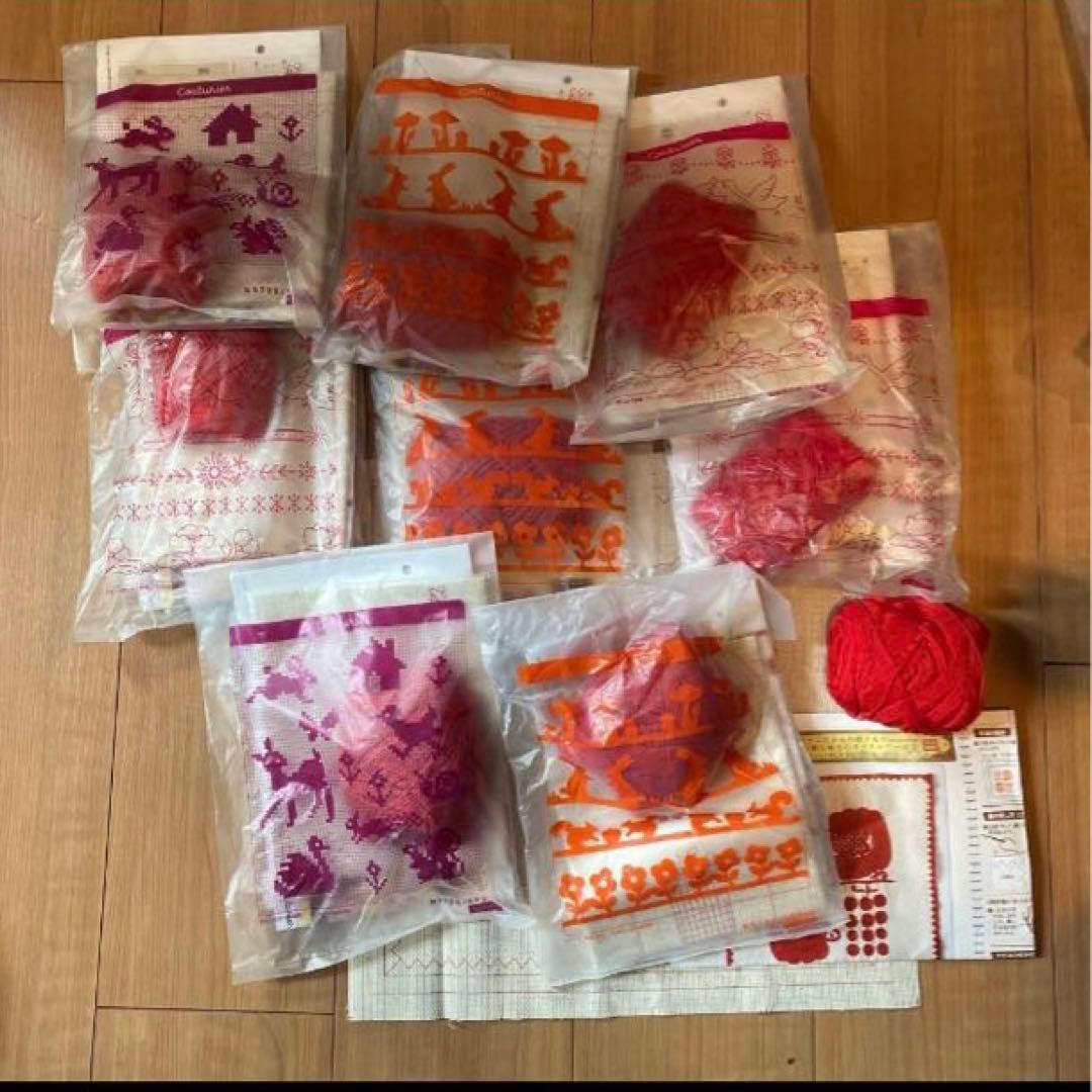 トランシルヴァニアからの贈り物　シク村のアウトライン刺繍のタペストリーの会