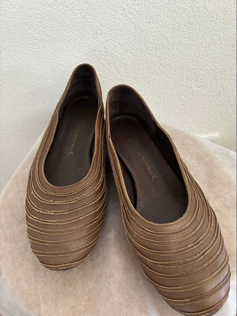 ヨーガンレール　ぐるぐるステッチシューズ24.5cm