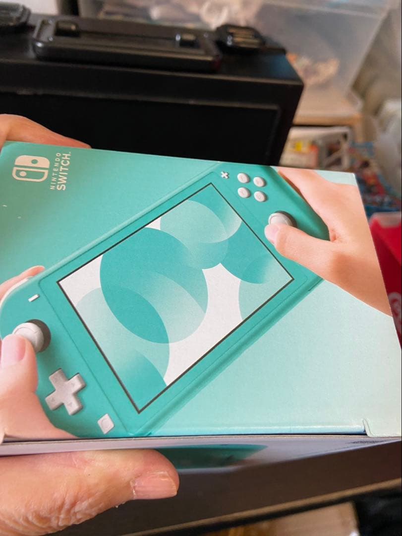 新品 ニンテンドースイッチ ライト 本体 Nintendo Switch