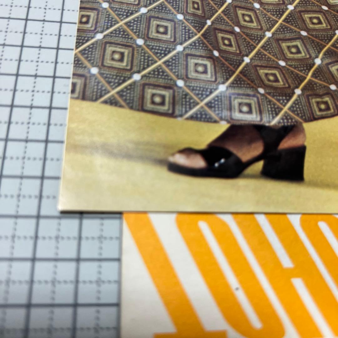 梅田智子　唇かんで　バラの花ひとつ　70年　東宝　高水陣　北野ひろし　昭和歌謡