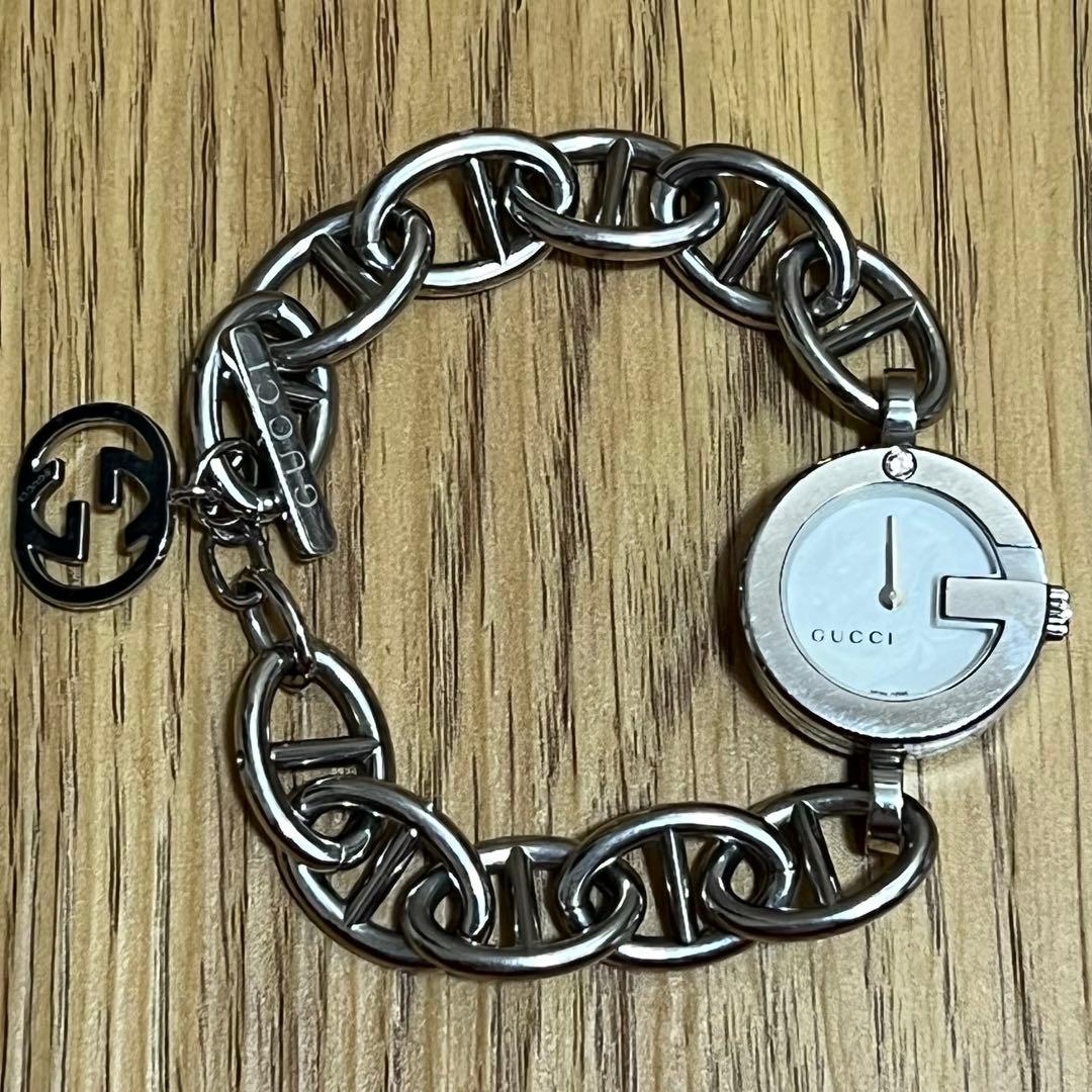 GUCCI 107 ブレスウォッチ　シルバー文字盤　腕時計　アクセ　不動