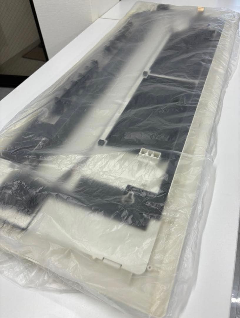 【新品・未使用品】ダイキン 前面パネル(BC407-W)　まとめ売り可