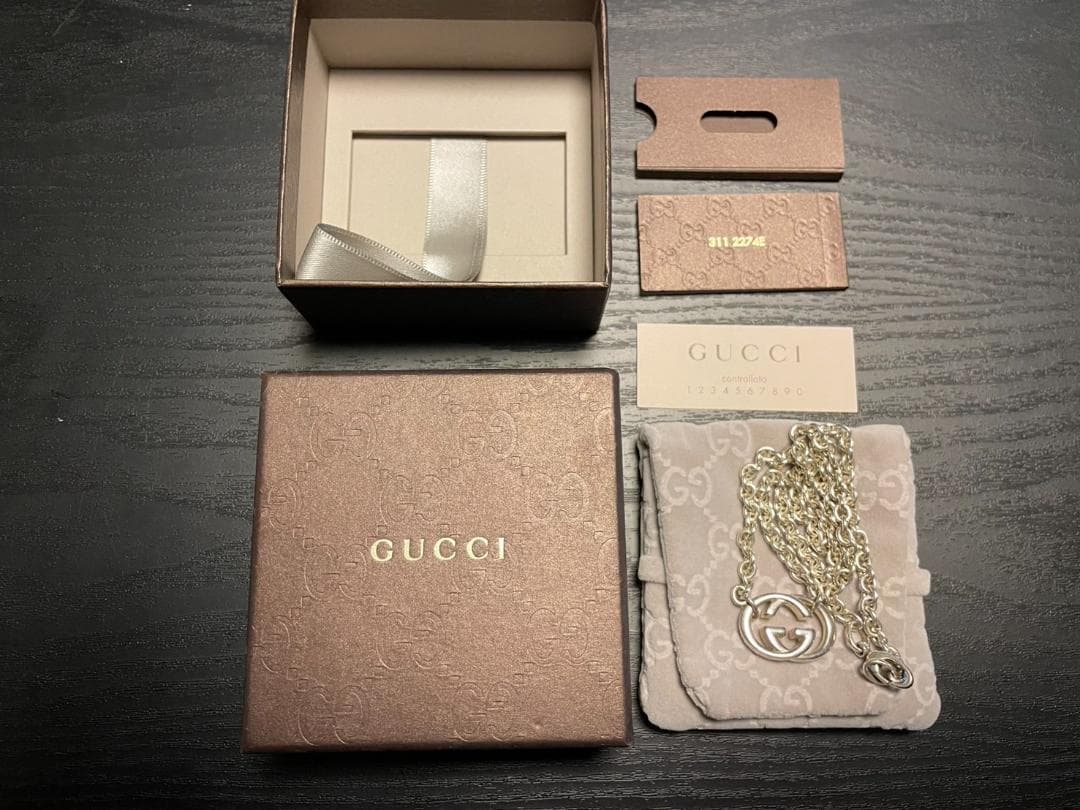 GUCCI インターロッキングGネックレス