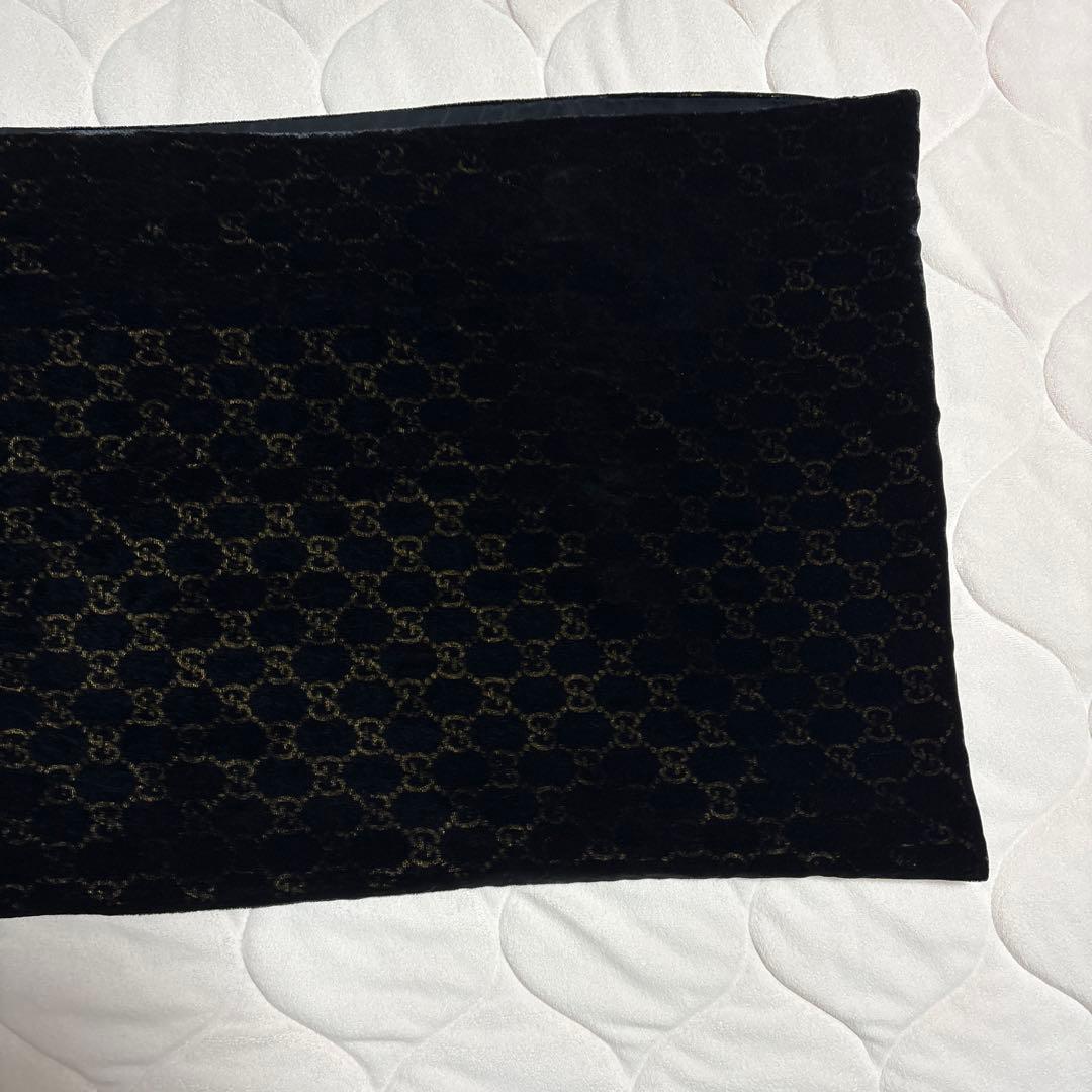 GUCCIグッチ黒いベルベットマフラー 男子兼用