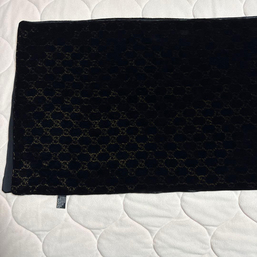 GUCCIグッチ黒いベルベットマフラー 男子兼用