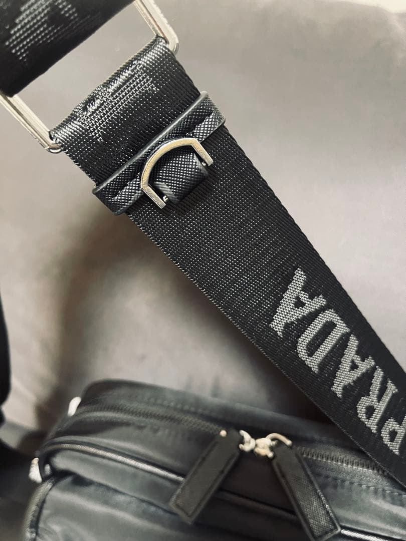 新品未使用品 PRADA ノベルティ ショルダーバッグ