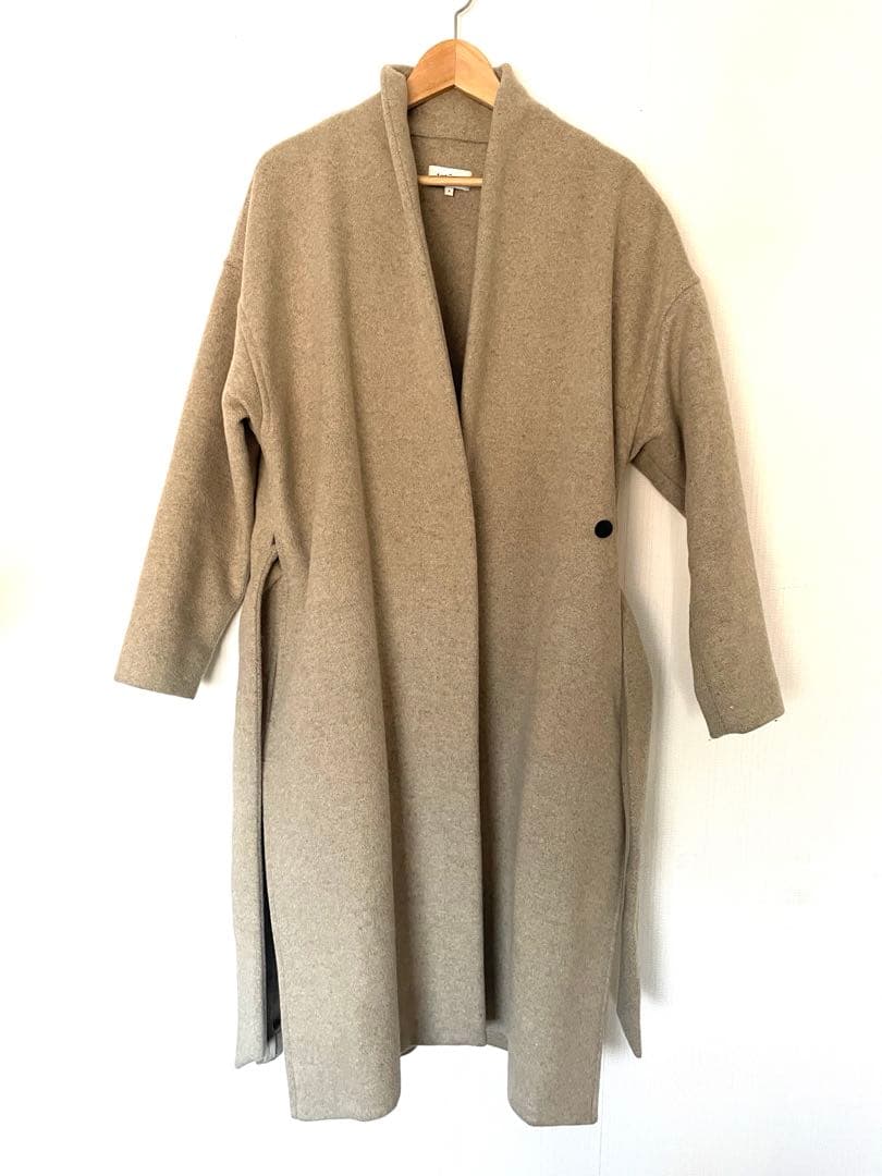 アパルトモン　TOTEME Robe Coat トーテム ローブコート