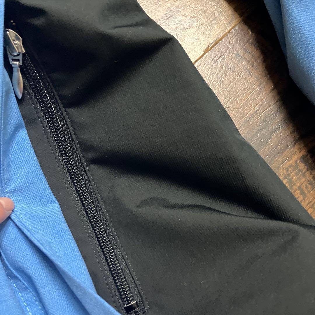 【美品】DESCENTEスキーウェアセットMサイズ（身長157から163用）