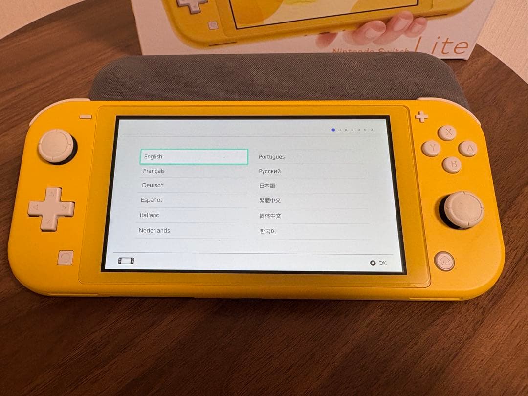 Nintendo Switch Lite イエロー　スイッチライト