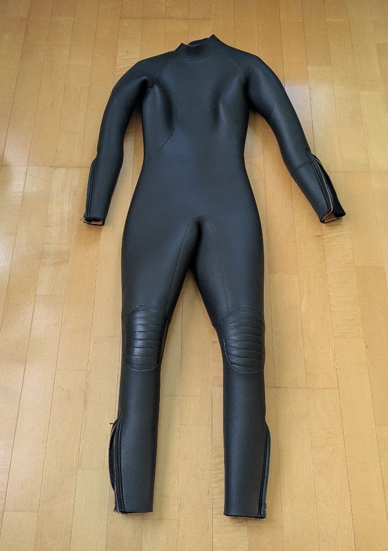 【おすすめ】ウェットスーツ☆ロクハン☆黒