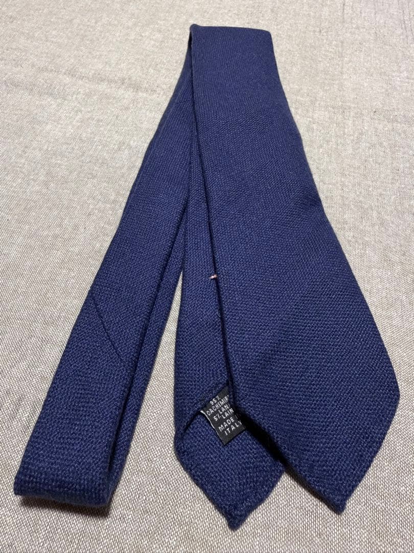 LUIGI BORRELLI／カシミヤ／ソリッドタイ／スフォデラート／ネイビー