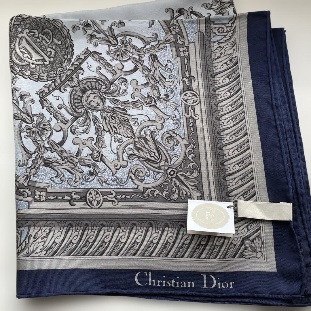 Christian Dior 装飾的 シルクスカーフ ネイビー108㎝