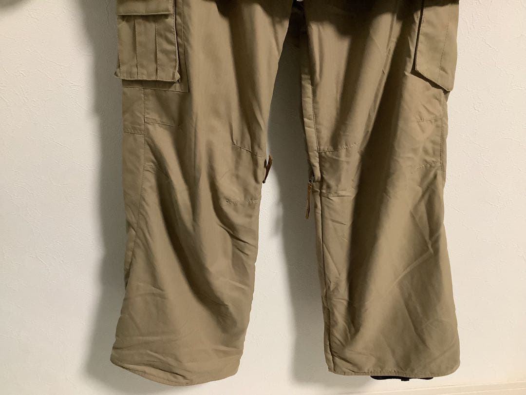 スノーボードウェアセット　キスマーク　ウェアM パンツL　レディース