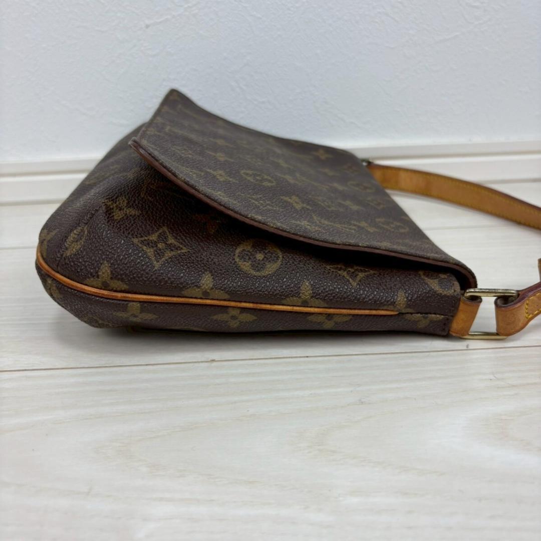 ルイヴィトン モノグラム ミュゼットタンゴ ショルダーバッグ M51257