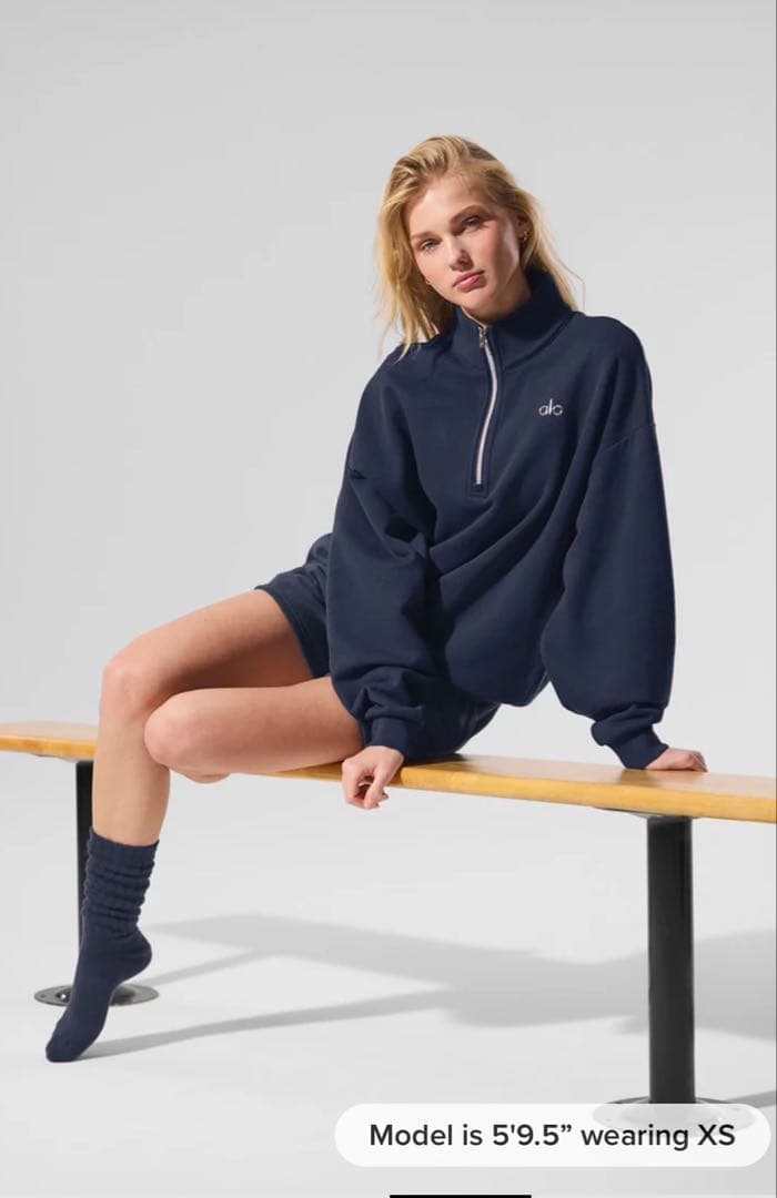 【未使用品　カナダ購入】aloジッププルオーバー購入時20,500円