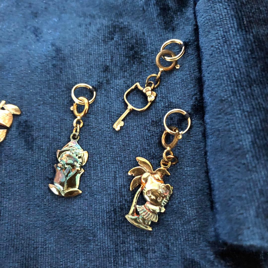 ハローキティ ブレスレット•チャーム•ジュエリーポーチ　シルバー