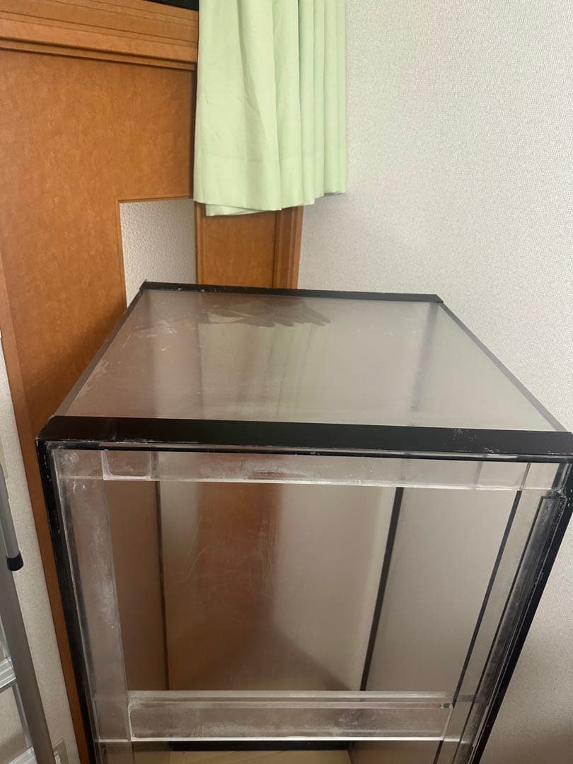 アクリル水槽1600x600x600 Nhi専用