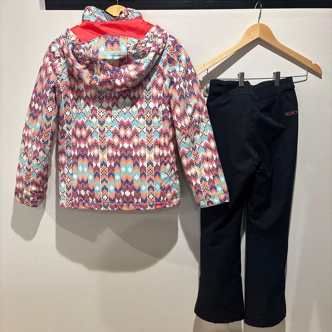 【美品】ROXY スキーウェアー　サイズ140〜150㎝　上下セット