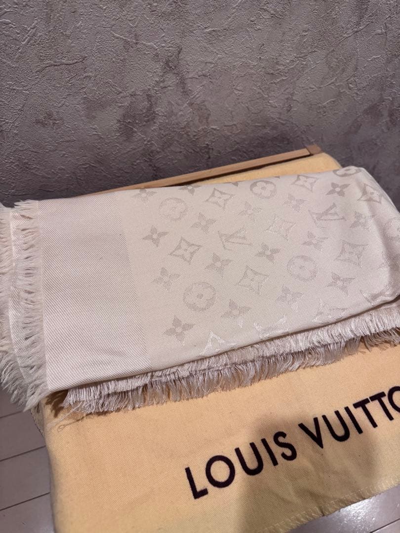 ルイヴィトン　大判ストール　シルクストール