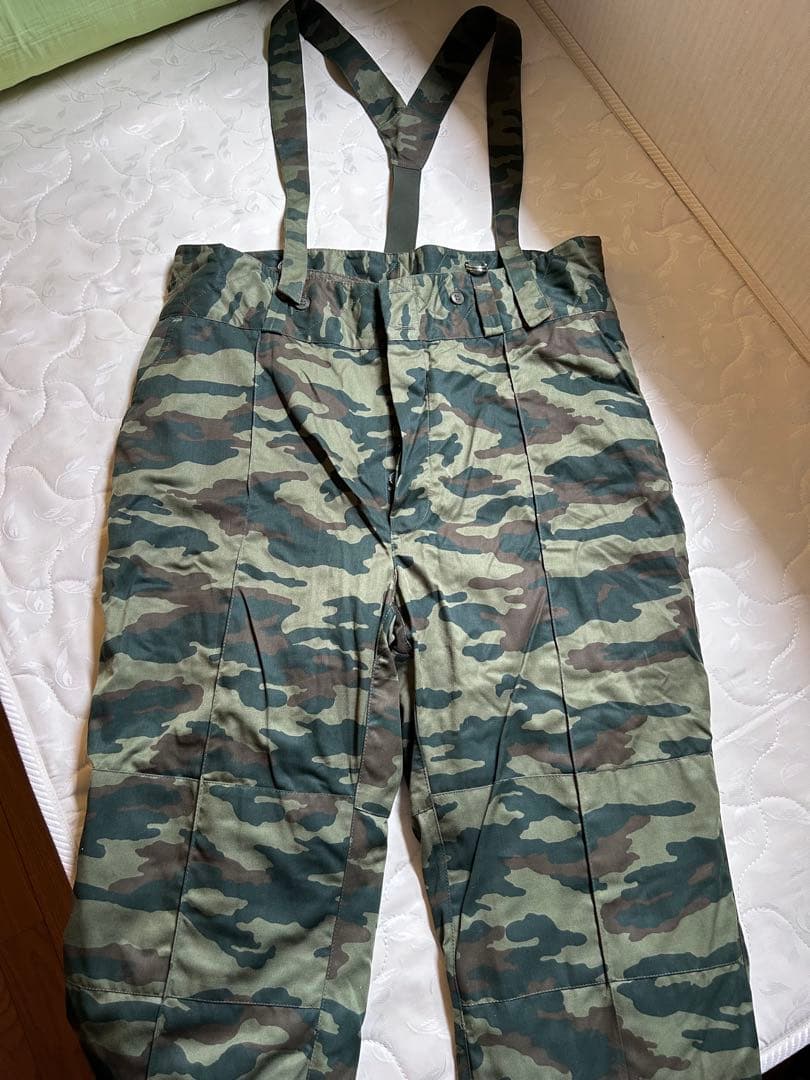 ロシア軍実物装備フローラカモVSR-98 冬季装備上下セットLサイズ(50-4)