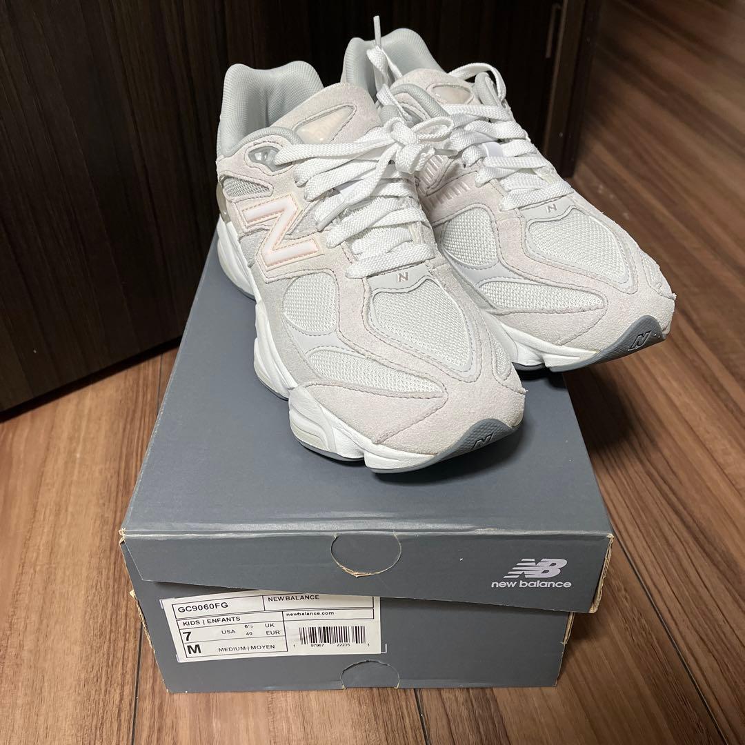 ちゃむニューバランス スニーカー 25センチ9060