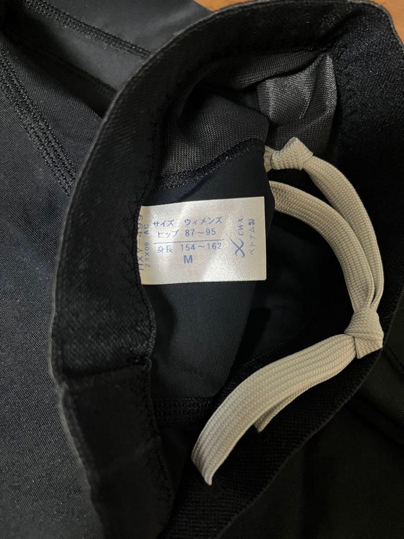 Mサイズ　CWX HXY499 レギンス