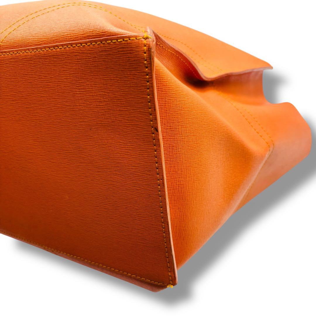 FURLA フルラ カプリッチョ トートバッグ レザー A4 肩掛け オレンジ