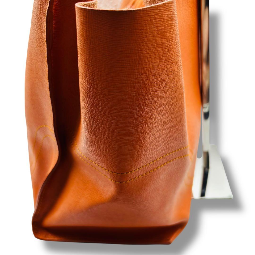 FURLA フルラ カプリッチョ トートバッグ レザー A4 肩掛け オレンジ