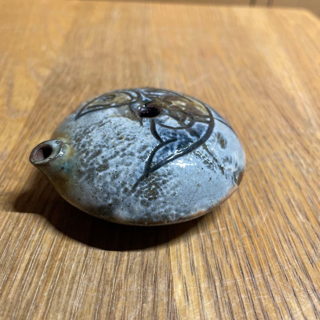 琉球　壷屋焼　金城次郎　魚文水滴　箱なし