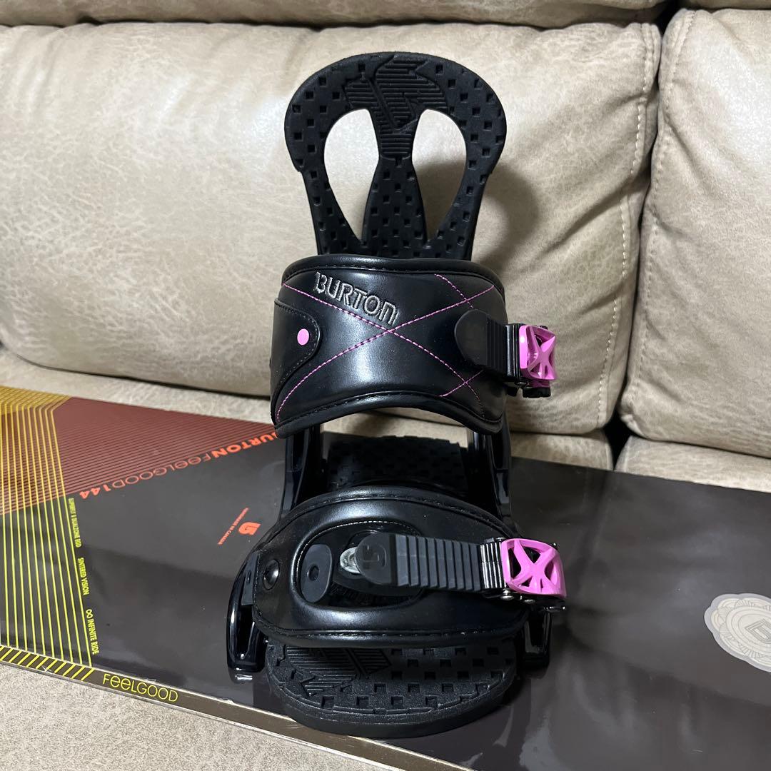 BURTON FEELGOOD 144 × BURTON PONY M