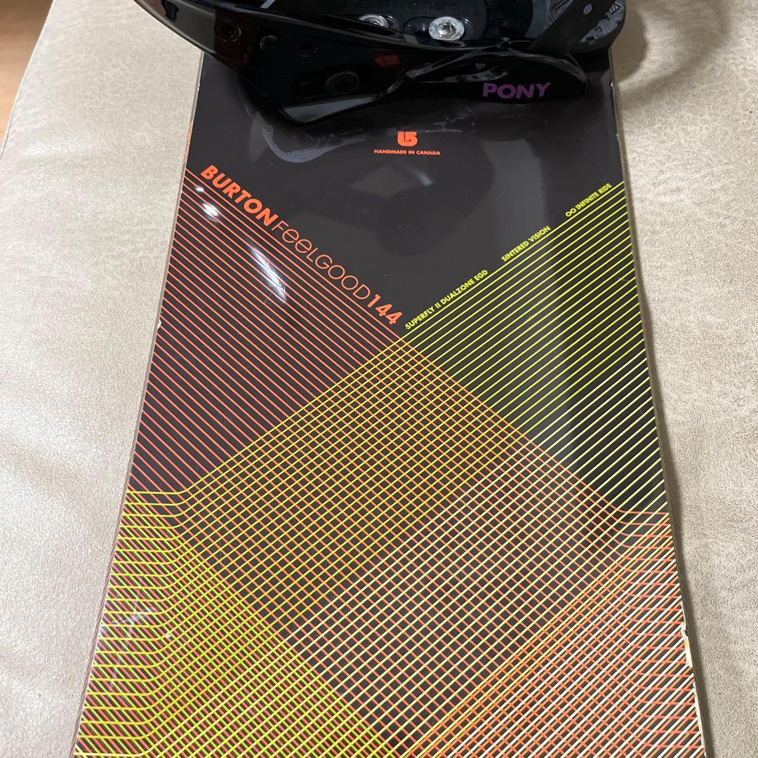 BURTON FEELGOOD 144 × BURTON PONY M