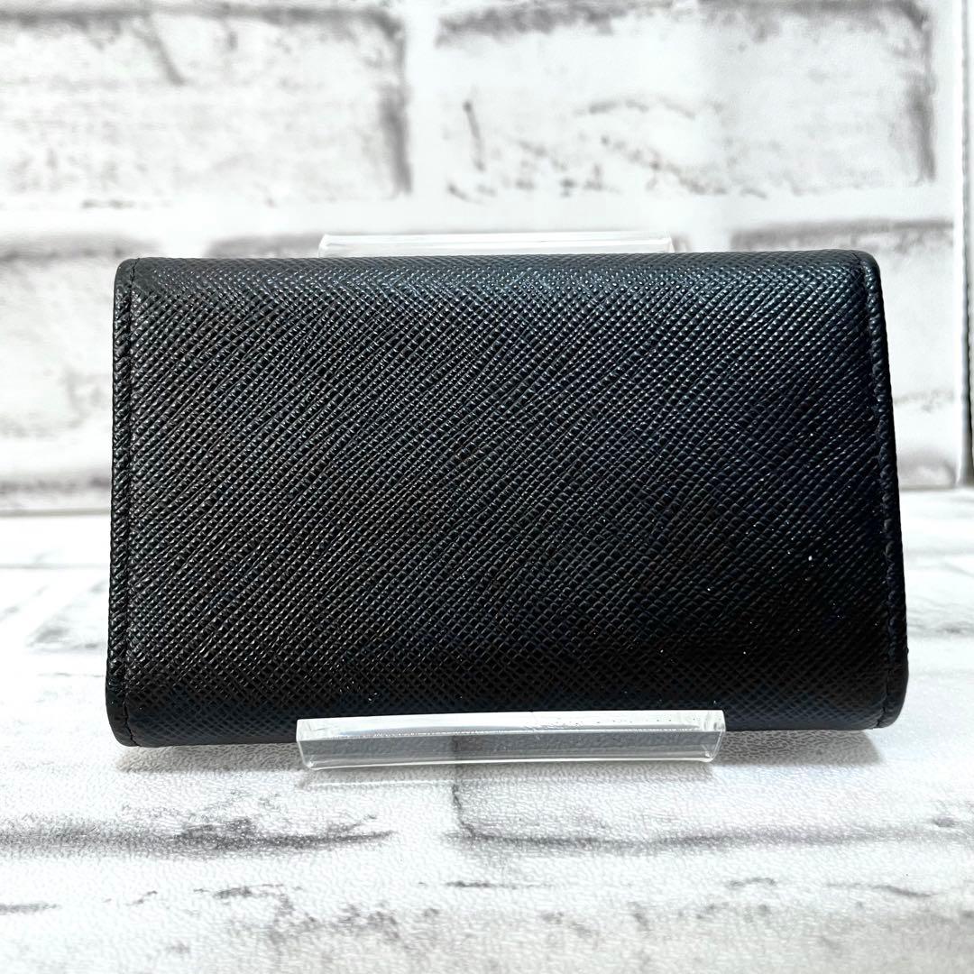 美品✨プラダ　4連キーケース　バイカラー　RFIDタグ　現行　黒