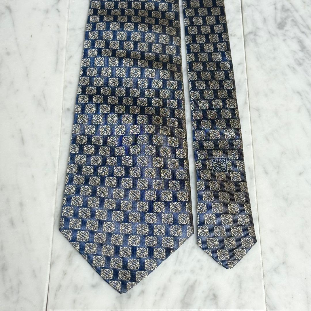 LOEWE ネクタイ ブルー グレー アナグラム柄 ロゴ柄 光沢