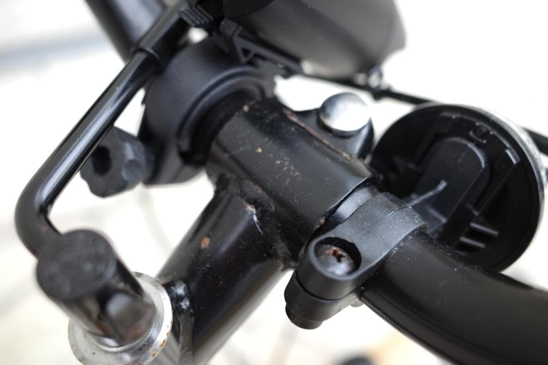 【引き取り限定】GRAPHIS 折りたたみ自転車 白色