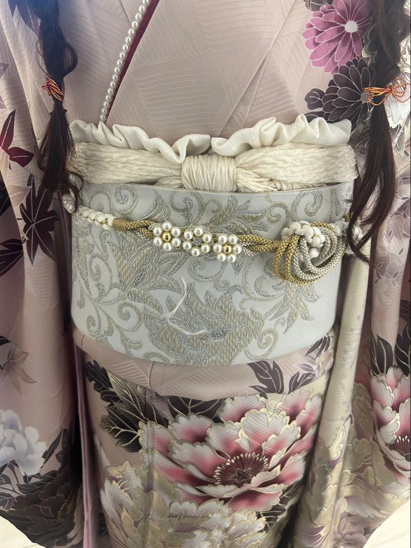 フルセット振袖 上品なくすみピンク白紫花柄 草履バック　髪飾り　正絹　牡丹