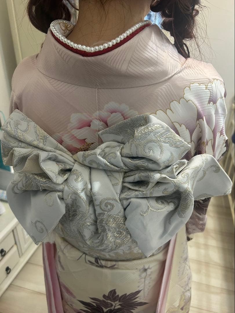 フルセット振袖 上品なくすみピンク白紫花柄 草履バック　髪飾り　正絹　牡丹