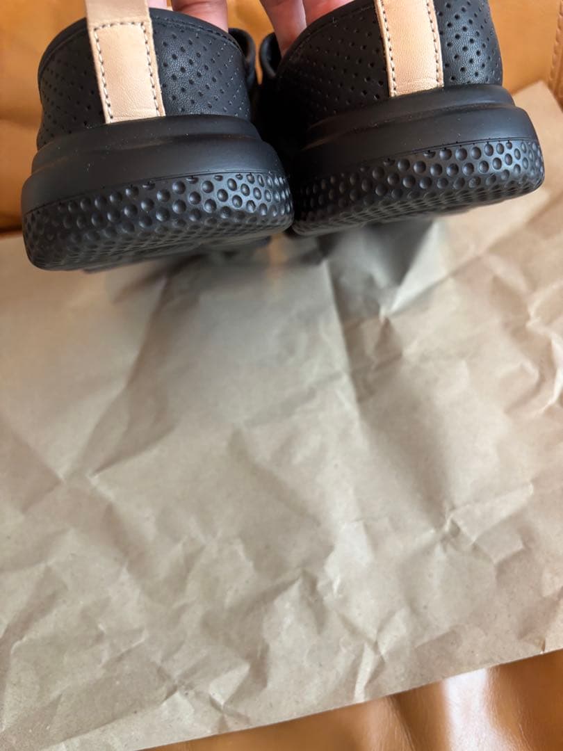 united Tokyo レザー　recovery サンダル