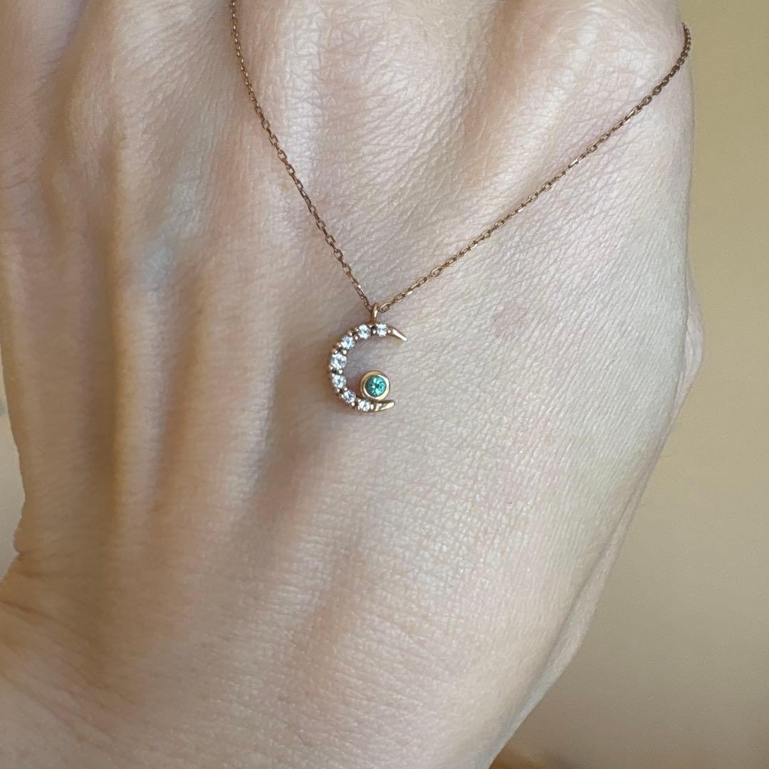 カプチーノ様　ヴァンドーム青山　k10 ダイヤ　エメラルド月ネックレス 箱付き