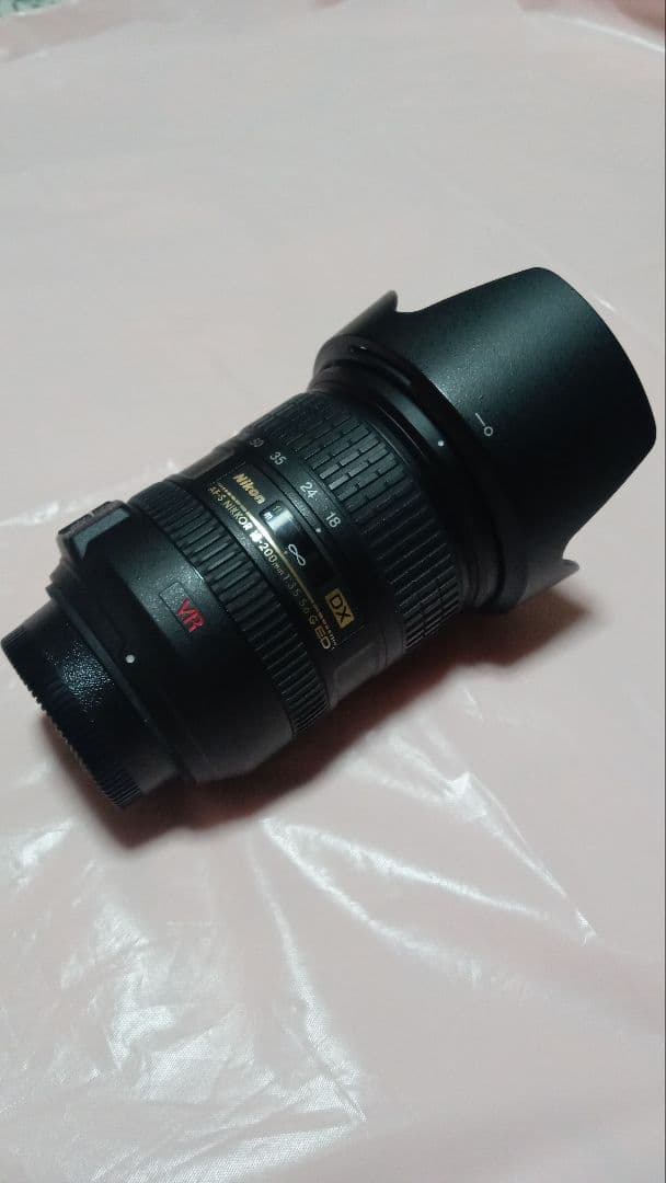 美品●AF-S DX VR Zoom-Nikkor 18-200mm