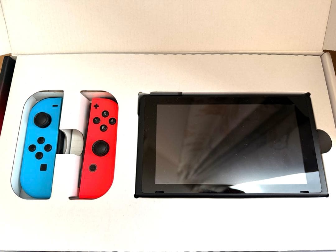 じ*ん様 Nintendo Switch 初期モデル　中古　訳あり