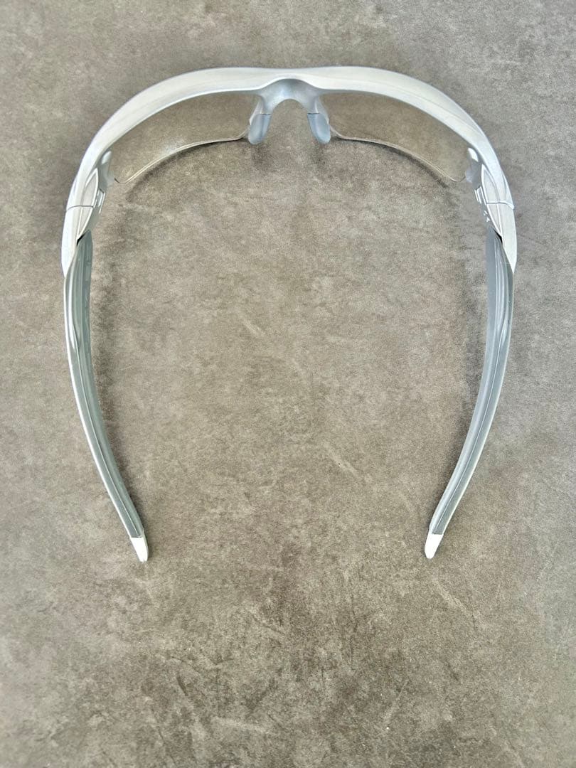 Oakley サングラス　FLAK 2.0