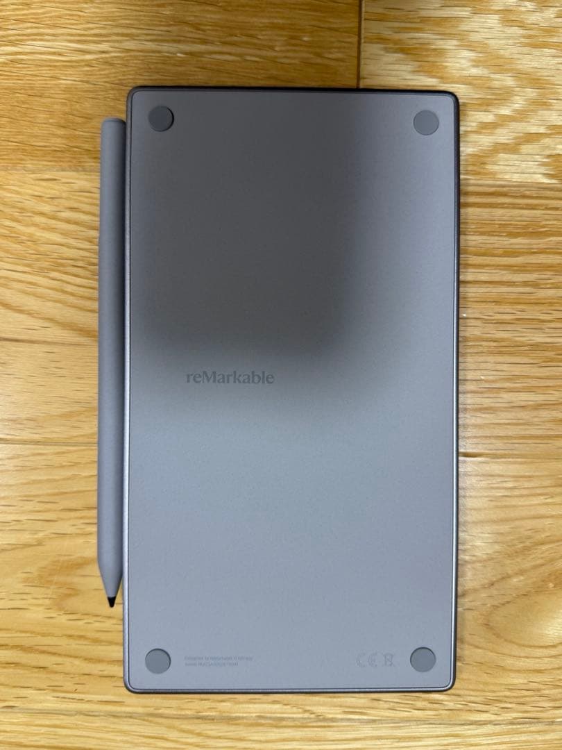 reMarkable paper pro move カバー（非純正）付き