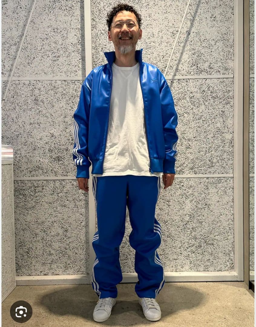 未使用　adidas フェイクレザー　　　　　ジャケット+パンツ　セットアップ