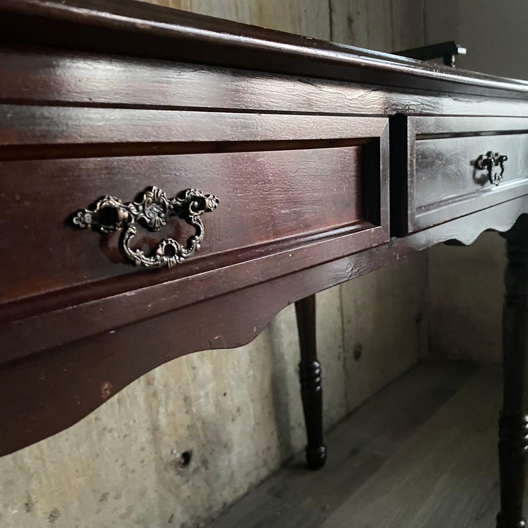 クラシックスタイル　欄干付きデスク　囲い付き机　アンティークレトロ　②