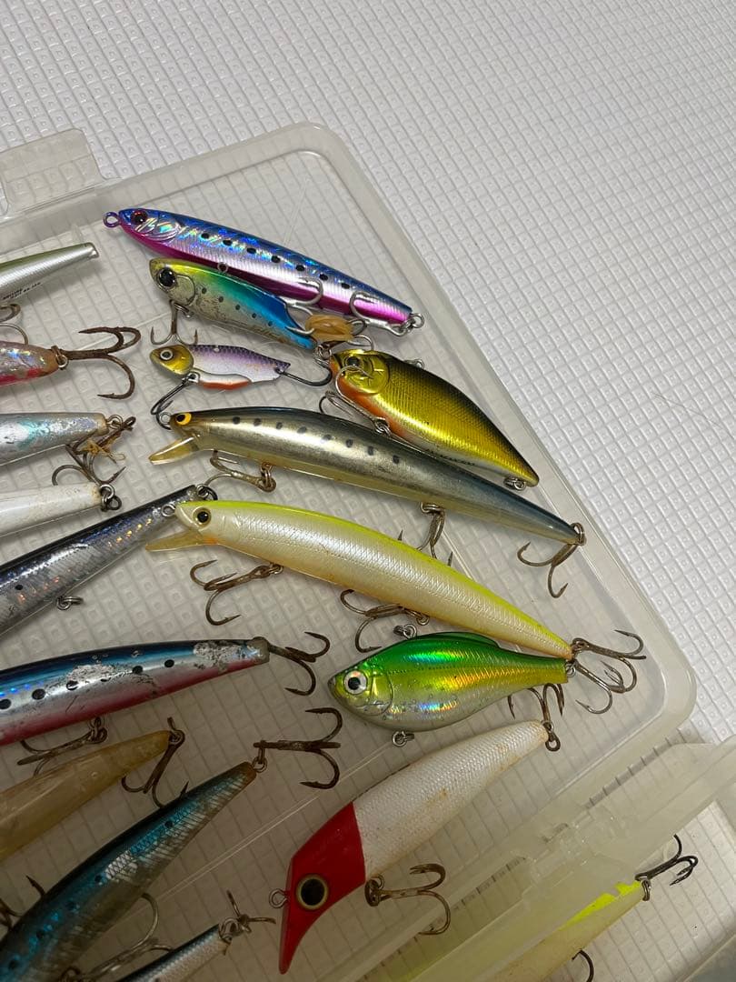 シーバス、トラウトなどなどルアーごちゃ混ぜセット（ジャンク品もあり）