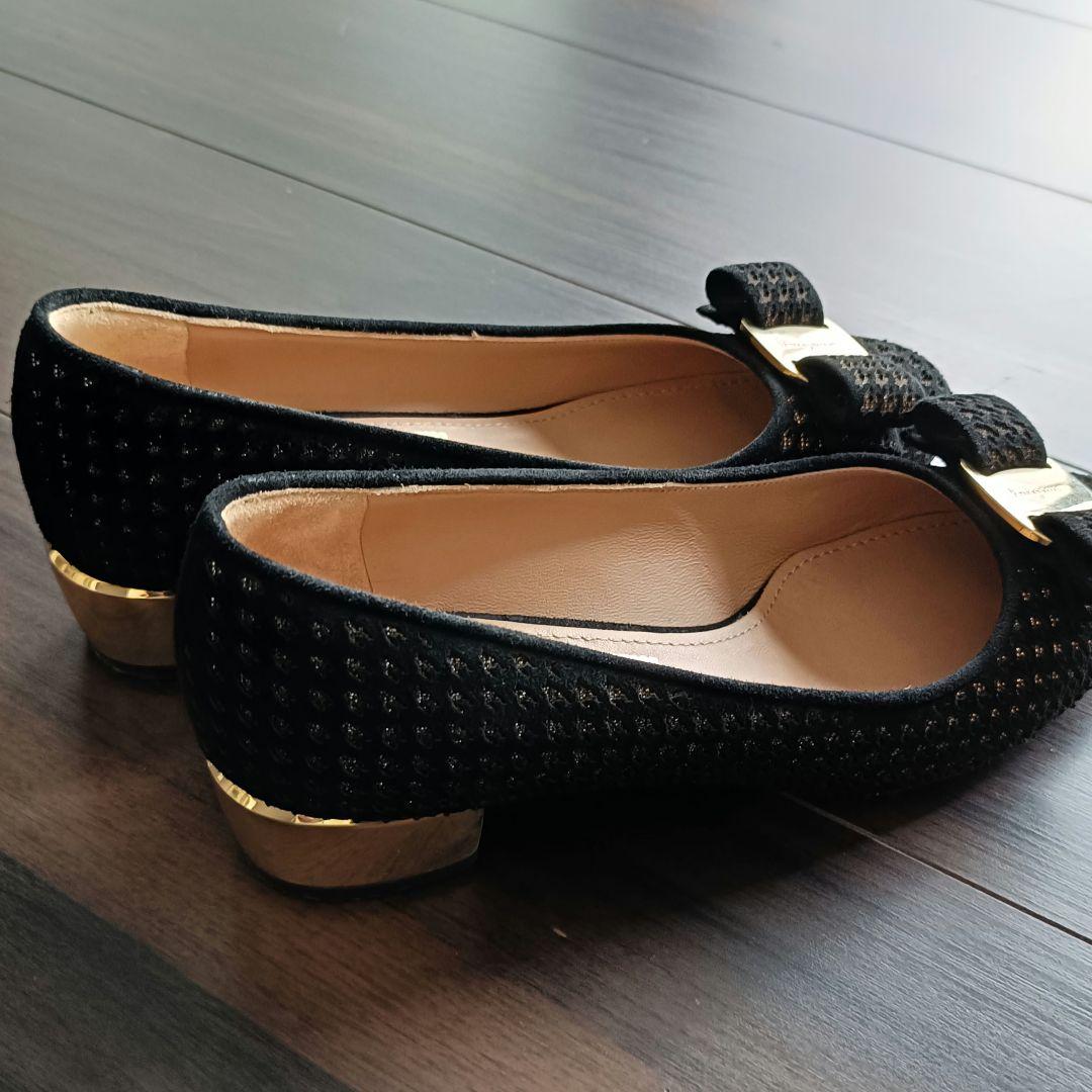 希少！Salvatore Ferragamo リボンパンプ